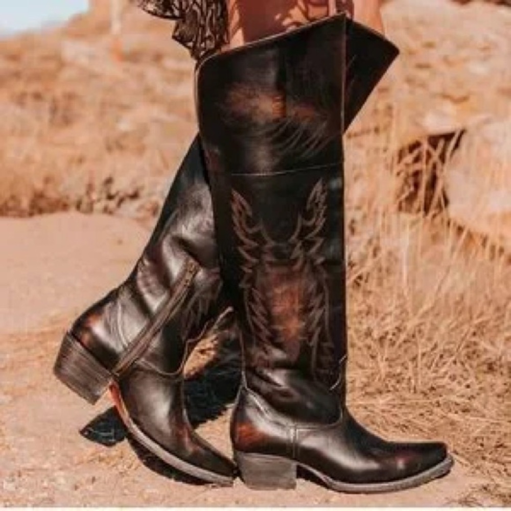 DISCONTINUED FREEBIRD WYNONNA KNEE HIGH BOOTS